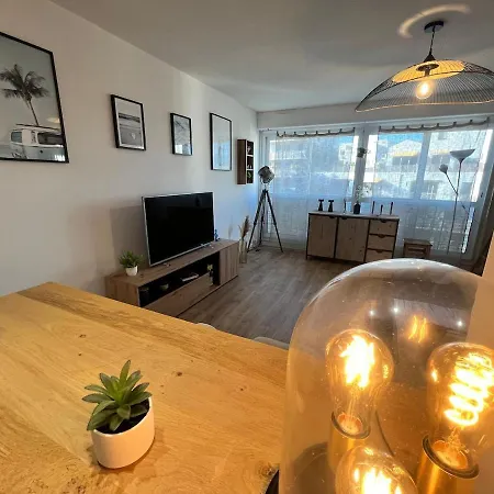 Wattignies 4 People Tv And Wifi 아파트